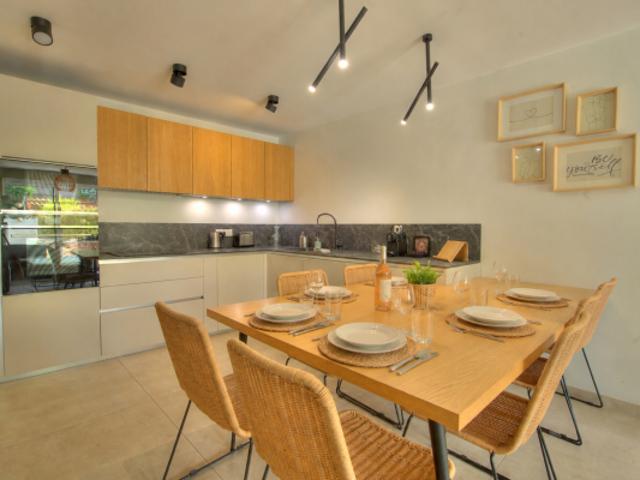 Appartement vente à Arrondissement de Draguignan, Saint-raphaël