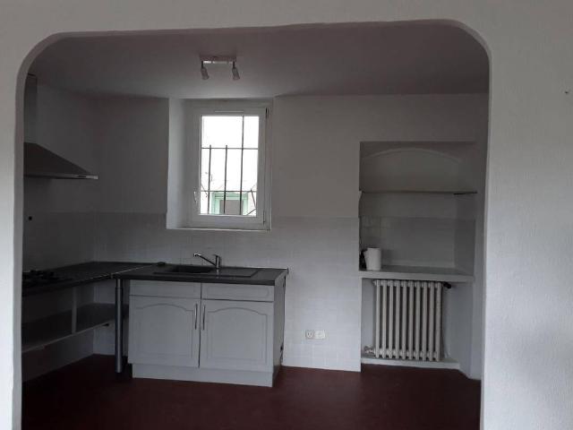 Appartement location à Château-Arnoux-Saint-Auban, Alpes-de-Haute-Provence