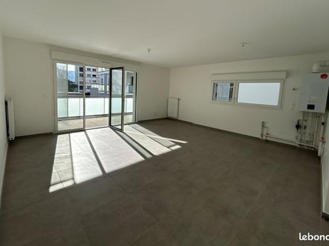 Appartement vente à Grenoble, Corenc