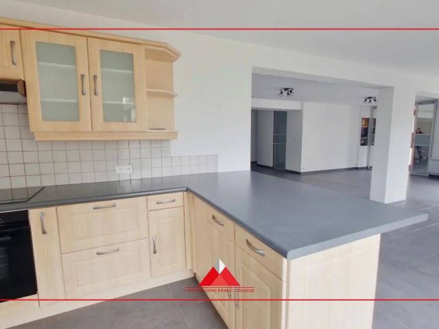 Appartement location à Saint-Laurent-en-Grandvaux, Jura