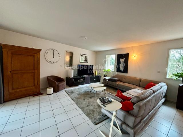 Appartement location à Arles, Saint-etienne-du-grès
