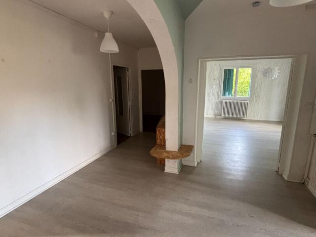 Appartement location à Neufchâteau, Saint-vallier