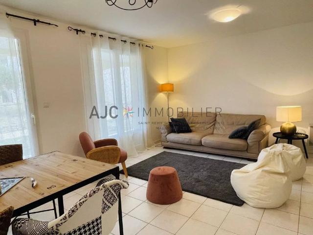 Appartement location à Arles, Paradou