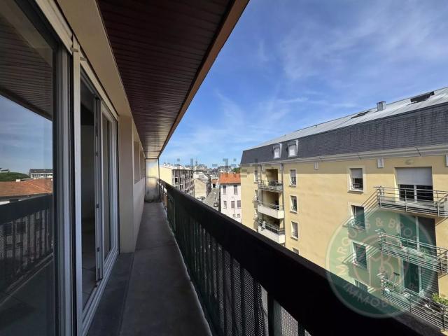 Appartement vente à Foirail, Tarbes