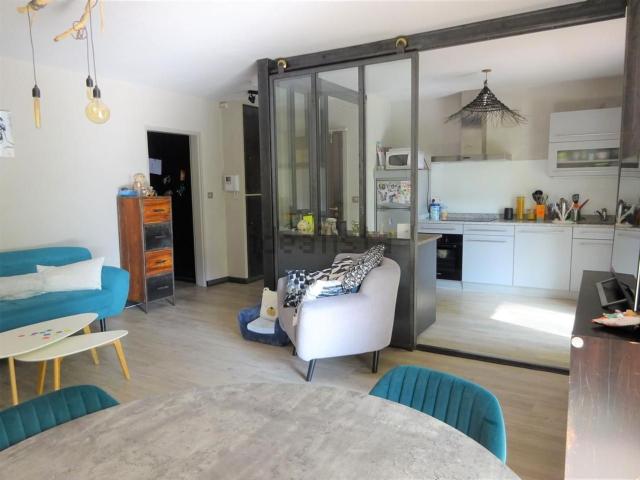Appartement vente à Gorge de Loup, Lyon