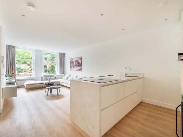Appartement te huur in Zuid, Amsterdam