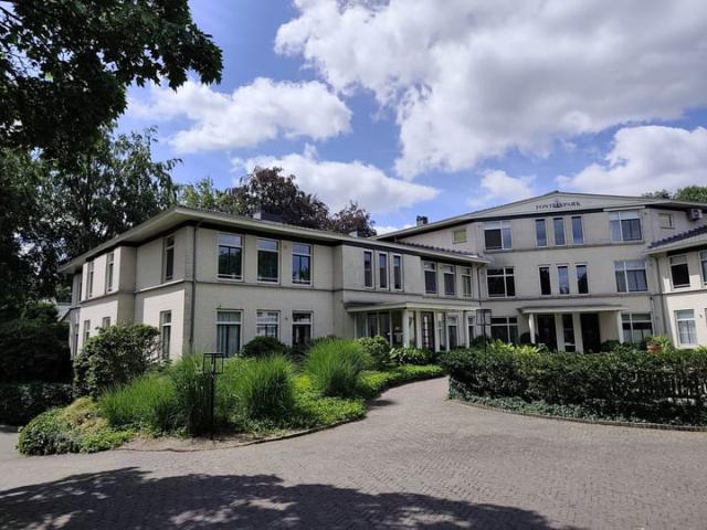 Appartement te huur in Huizen, Noord Holland