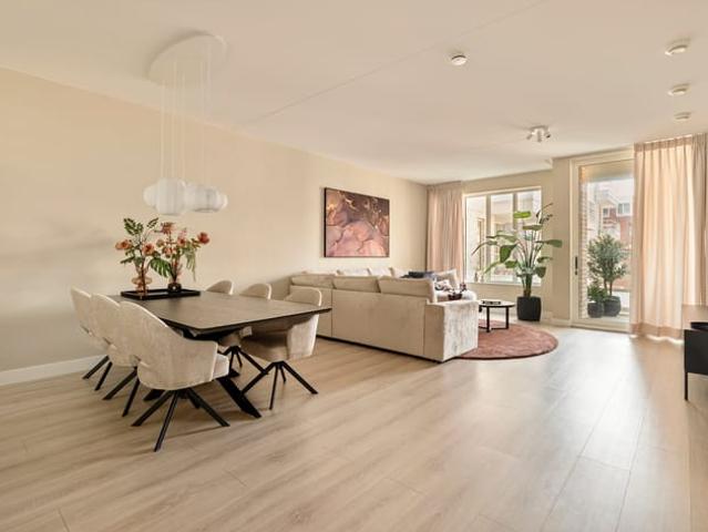 Appartement te huur in Zuid, Amsterdam