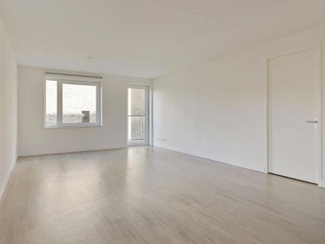 Appartement te huur in Laak, Zuid Holland