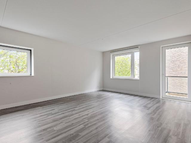 Appartement te huur in Laak, Zuid Holland