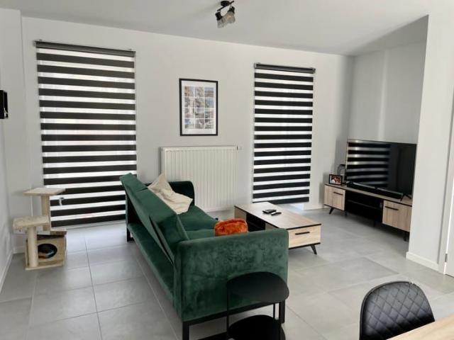 Appartement location à Estin, Wallonie