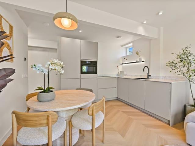 Appartement te huur in Benoordenhout, Zuid Holland