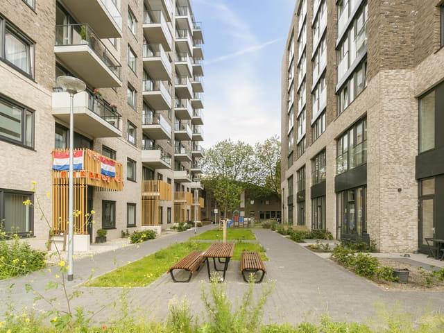 Appartement te huur in Laak, Zuid Holland