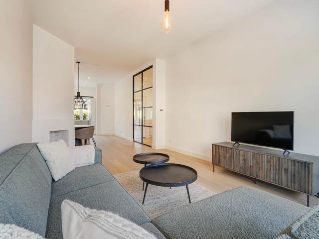 Appartement te huur in Vruchtenbuurt, Zuid Holland