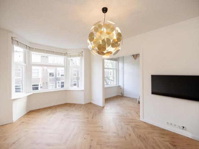Appartement te huur in Rivierenbuurt, Amsterdam