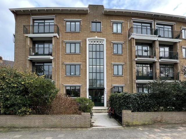 Appartement te huur in Bohemen, Den Haag