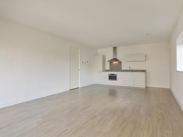 Appartement te huur in Laak, Zuid Holland