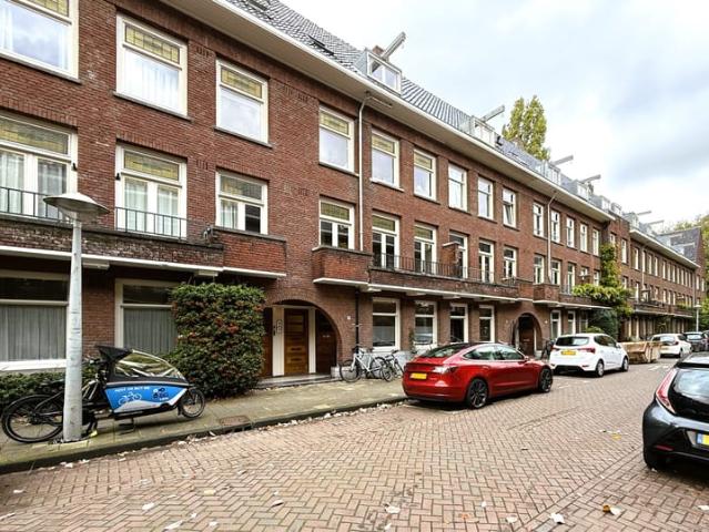 Appartement te huur in Zuid, Amsterdam