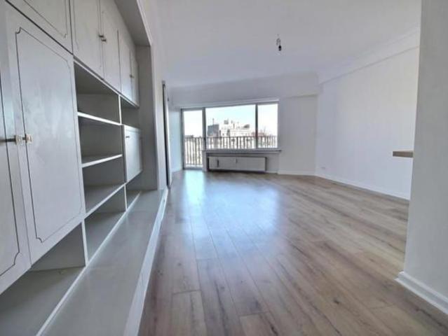 Appartement location à Woluwe-Saint-Pierre - Sint-Pieters-Woluwe, Brussel-Hoofdstad - Bruxelles-Capitale