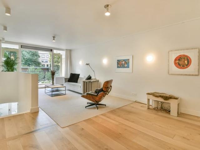 Appartement te huur in Zuid, Amsterdam