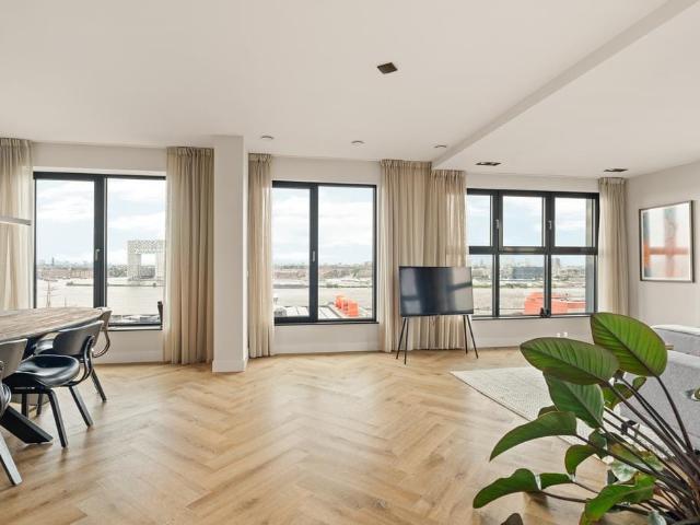 Appartement te huur in Cornelis Douwesterrein, Amsterdam