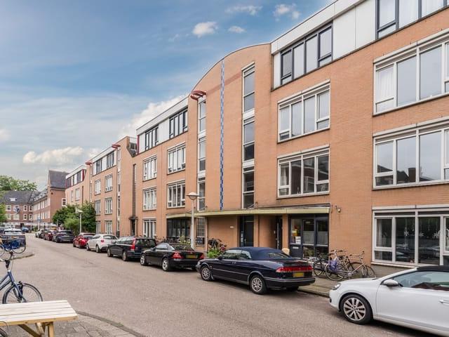 Appartement te huur in Zuid, Amsterdam