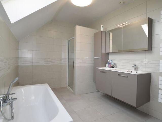 Appartement location à Fexhe-le-haut-clocher, Wallonie