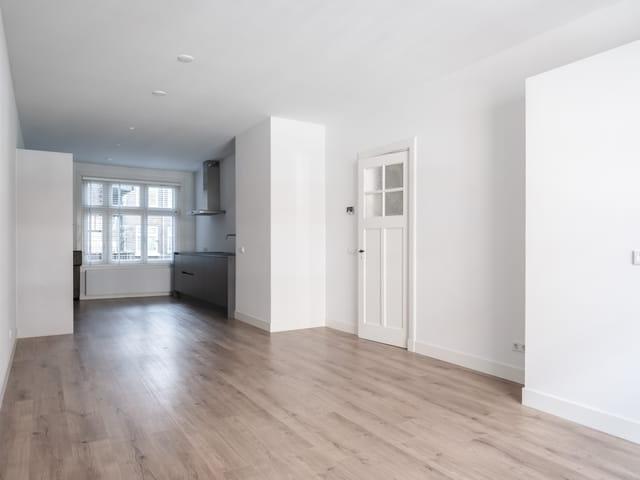 Appartement te huur in Zuid, Amsterdam
