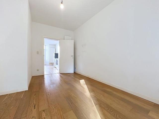 Appartement location à Albert, Forest - Vorst