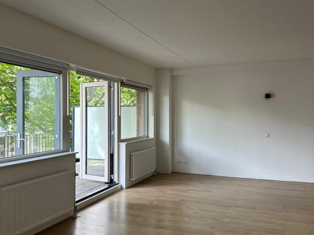 Appartement te huur in Bezuidenhout, Zuid Holland