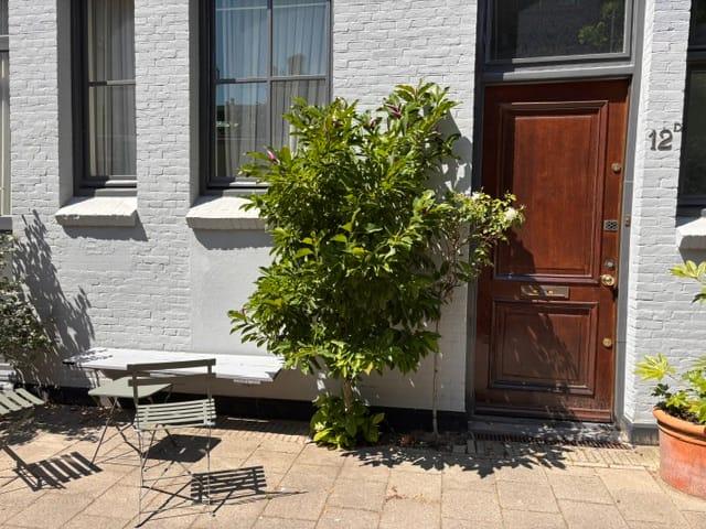 Appartement te huur in Zuid, Amsterdam