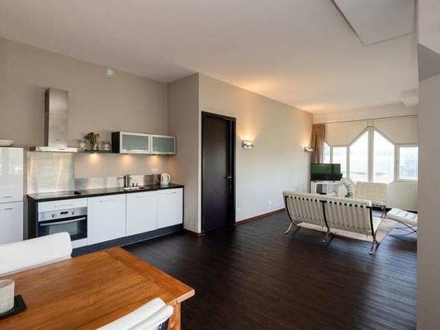 Appartement te huur in De Mors, Zuid Holland
