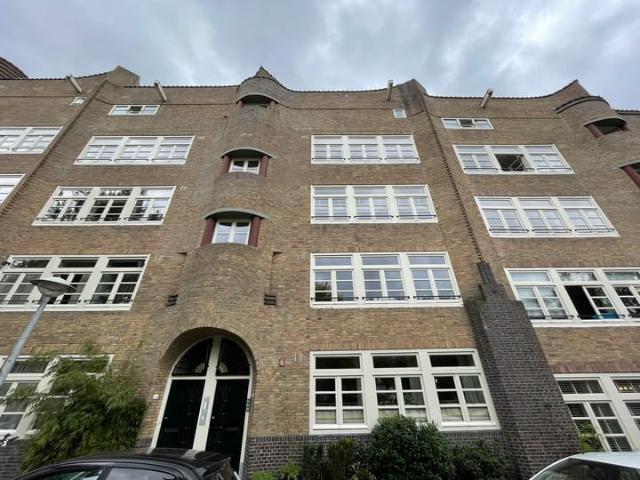 Appartement te huur in Zuid, Amsterdam