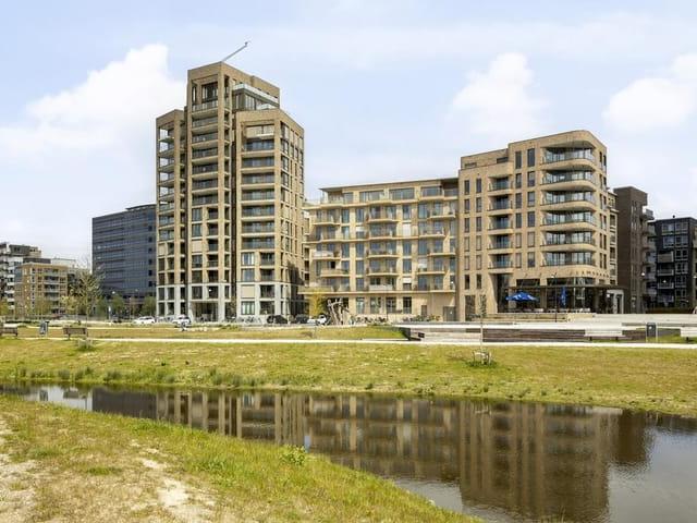 Appartement te huur in Holland Park, Diemen