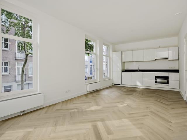 Appartement te huur in Zuid, Amsterdam