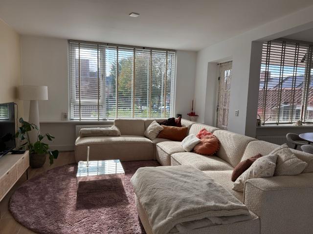 Appartement te huur in Zenderwijk en Bovenweg, Huizen