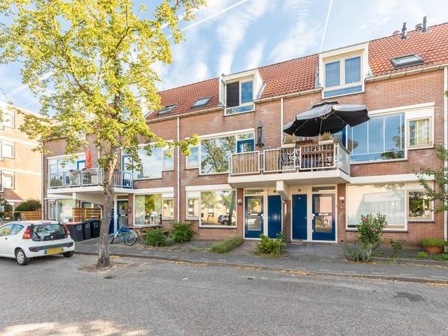 Appartement te huur in Huizen, Noord Holland