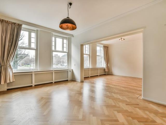 Appartement te huur in Zuid, Amsterdam