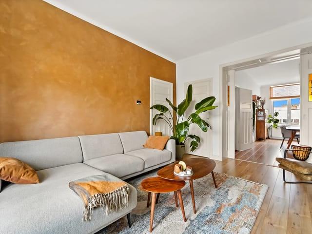 Appartement te huur in Bezuidenhout, Zuid Holland