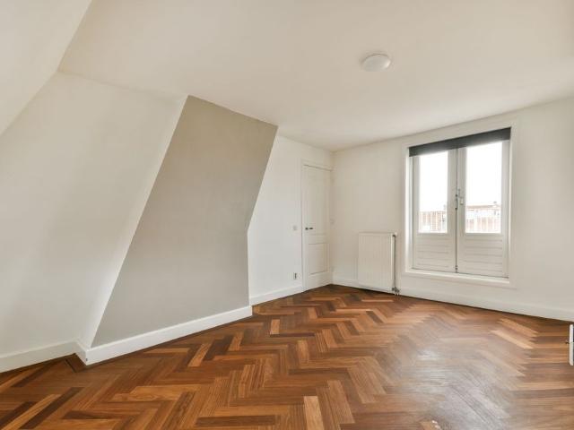 Appartement te huur in Zuid, Amsterdam