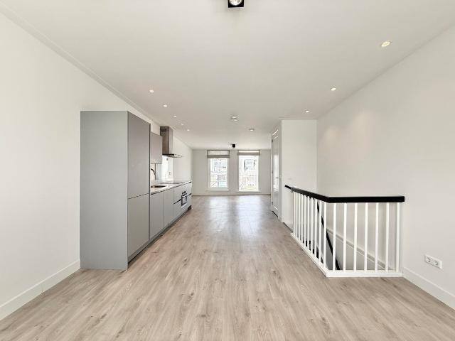 Appartement te huur in Zuid, Amsterdam