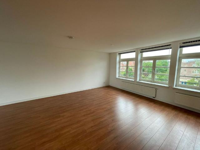 Appartement te huur in Zuid, Amsterdam