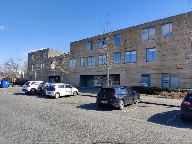 Appartement te huur in Huizen, Noord Holland