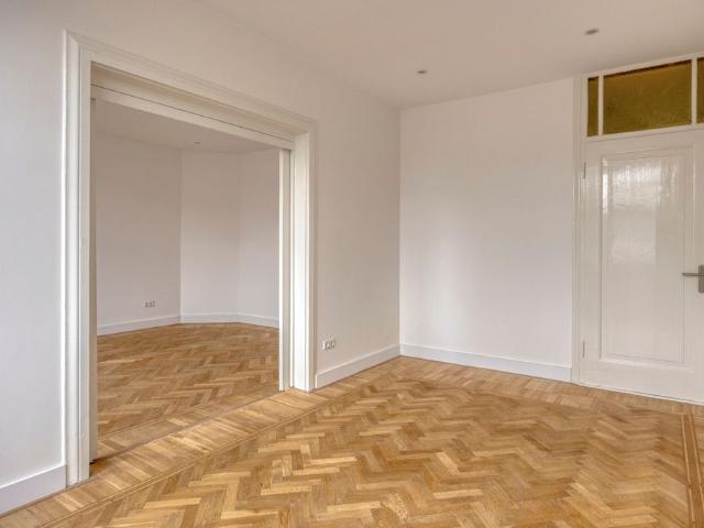 Appartement te huur in Zuid, Amsterdam