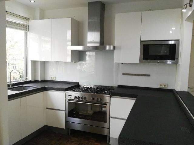 Appartement te huur in Zuid, Amsterdam