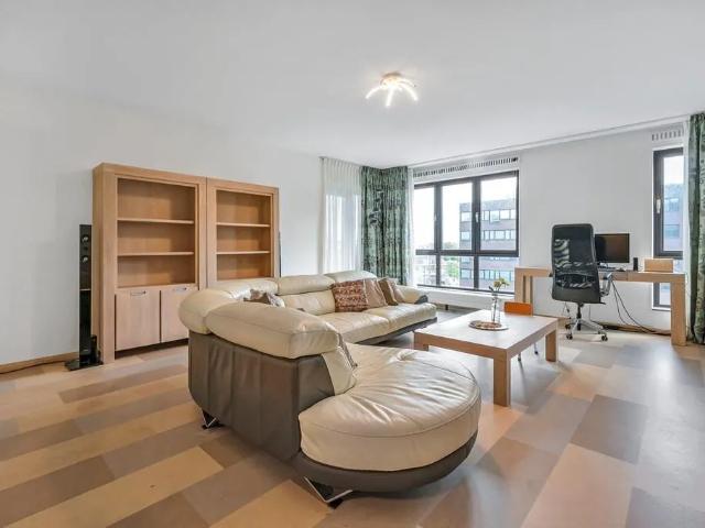 Appartement te huur in Bijlmer, Amsterdam