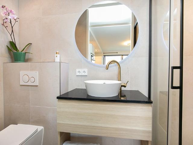 Appartement te huur in Zuidoost, Amsterdam