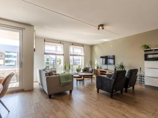 Appartement te huur in Boskoop, Zuid Holland