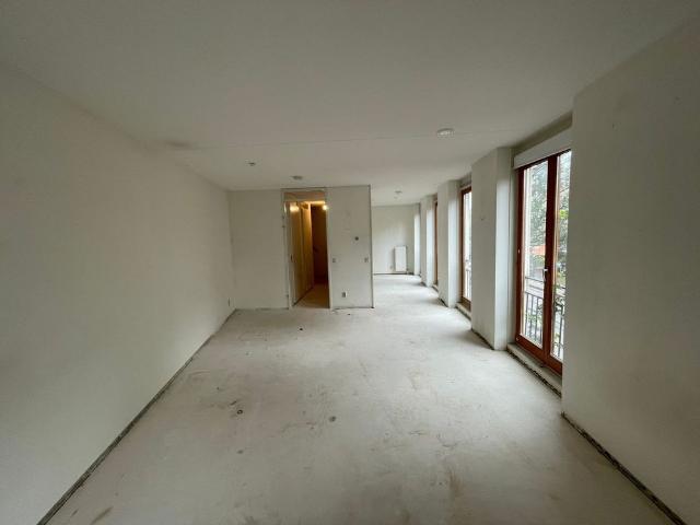 Appartement te huur in Indische Buurt, Amsterdam