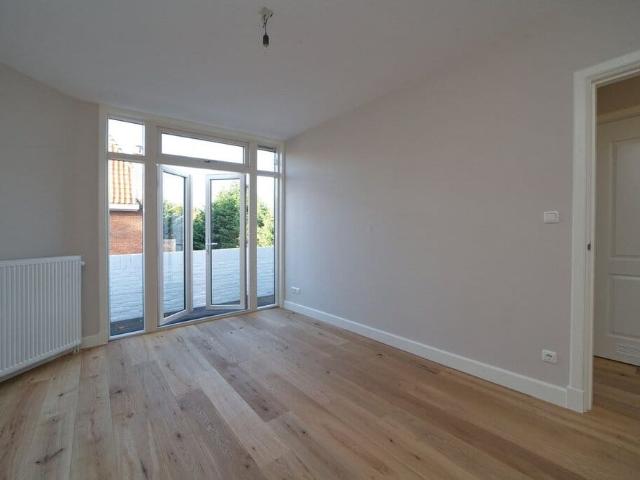 Appartement te huur in Benoordenhout, Zuid Holland